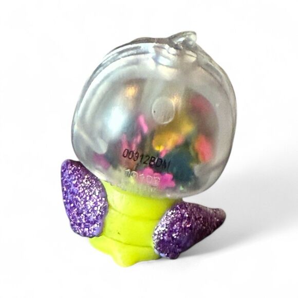 Hatchimals CollEGGtibles Cosmic Candy Rare Sprinkle Penugula Green Figure - Picture 2 of 2